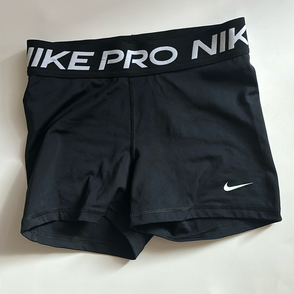 nike pro black spandex shorts